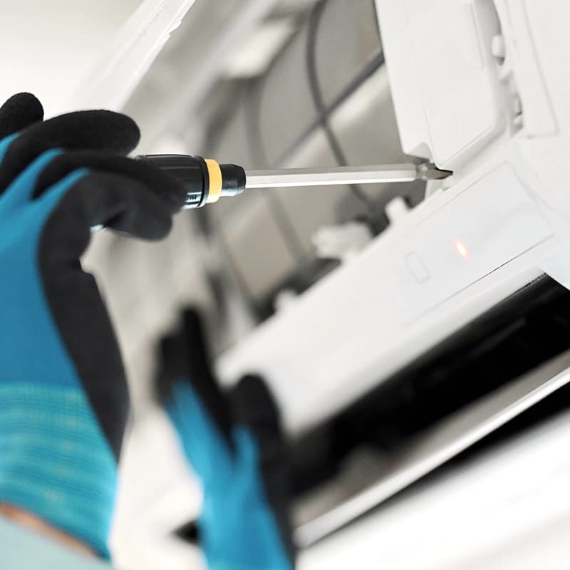 Technicien Pro Climatisation à votre écoute